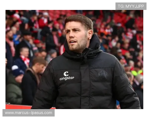 英超10月最佳扑救候选：维卡里奥 迪恩亨德森 泽尔斯等人精彩表现