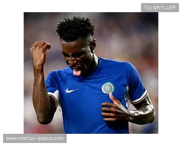 雅克松：踢足球是实现家庭幸福的唯一道路